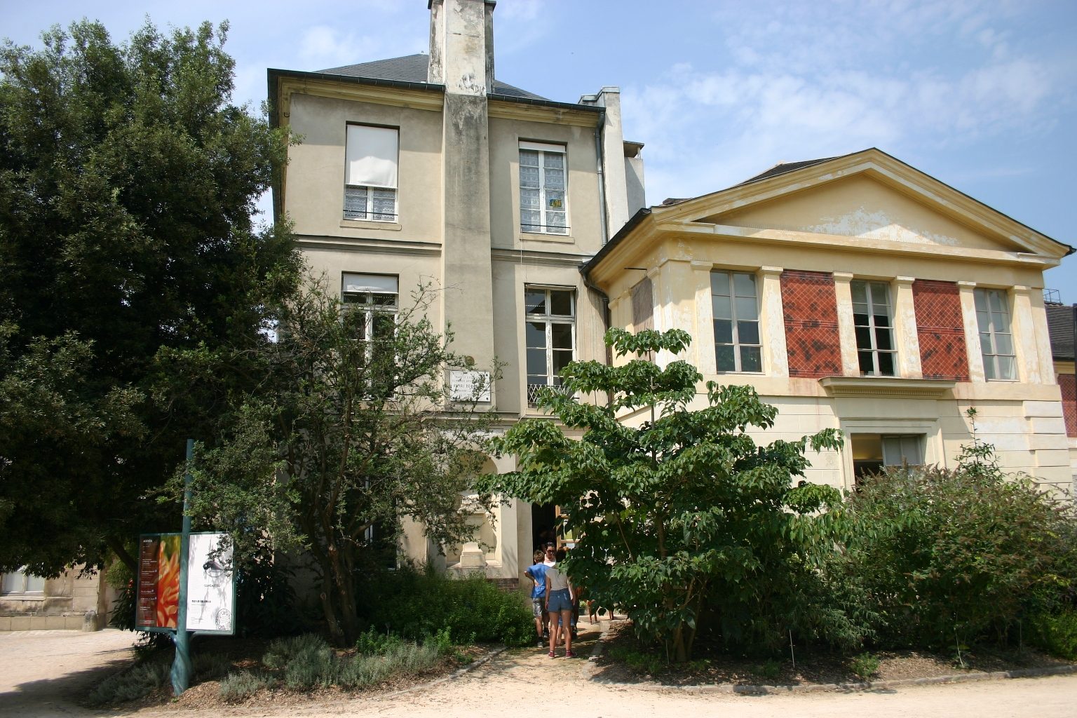 Georges Cuvier's home, Jardin des Plants, Paris - 01.JPG